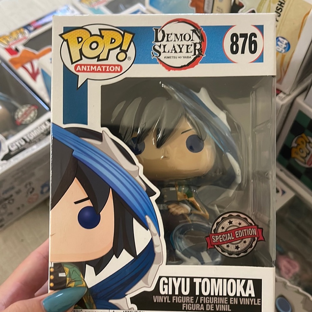 876 giyu Tomioka Funko